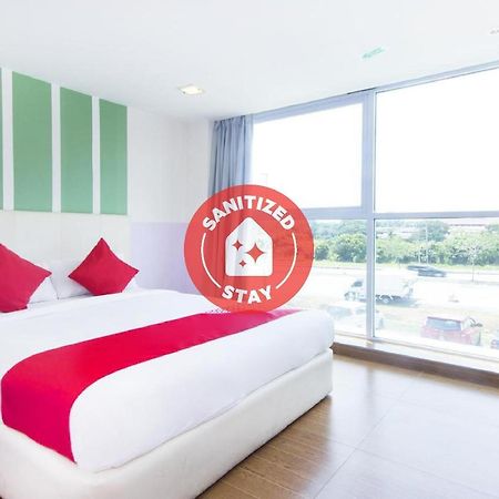 Oyo 419 City Boutique Hotel Bangi Kültér fotó