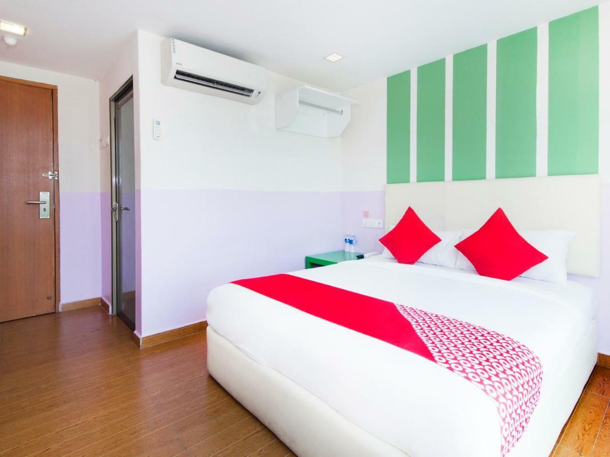 Oyo 419 City Boutique Hotel Bangi Kültér fotó