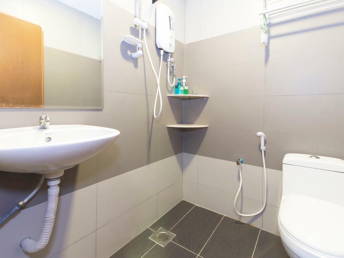 Oyo 419 City Boutique Hotel Bangi Kültér fotó