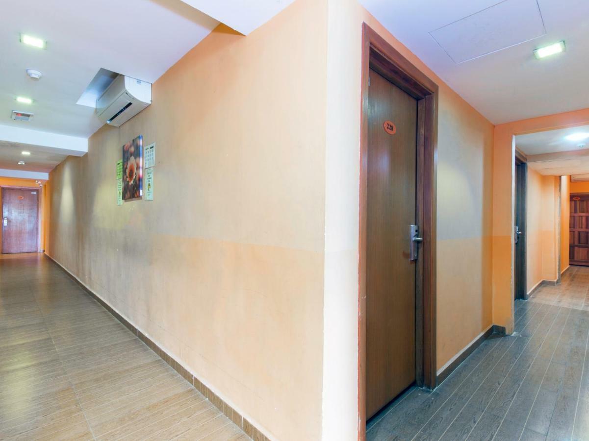Oyo 419 City Boutique Hotel Bangi Kültér fotó